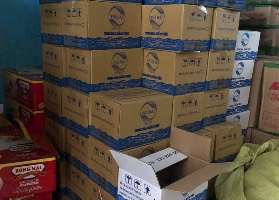 Bảo quản gia vị đúng cách để giữ mùi thơm và không bị ẩm mốc